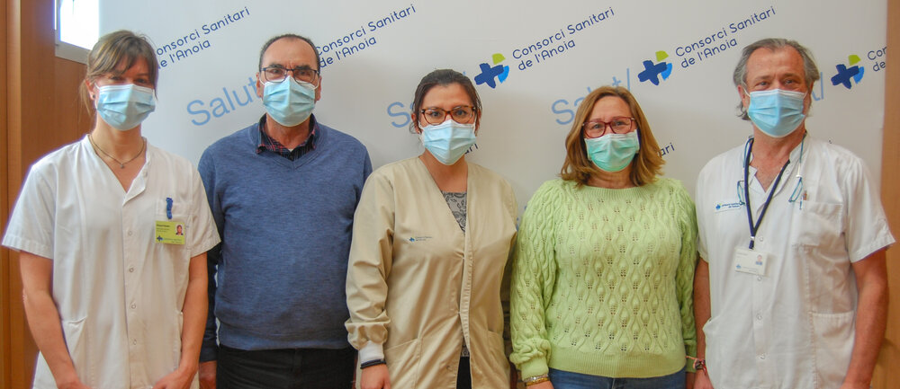 Els representants de l'associació Artesanas de Corazón amb representants del CSA